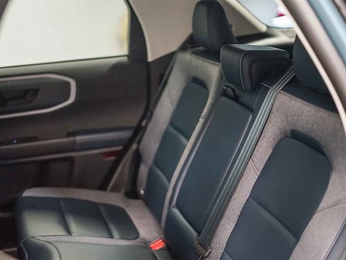 Used 2022 Ford Bronco Sport Outer Banks w/ Tech Package image 18