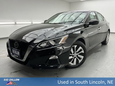 Used 2020 Nissan Altima 2.5 S image 1