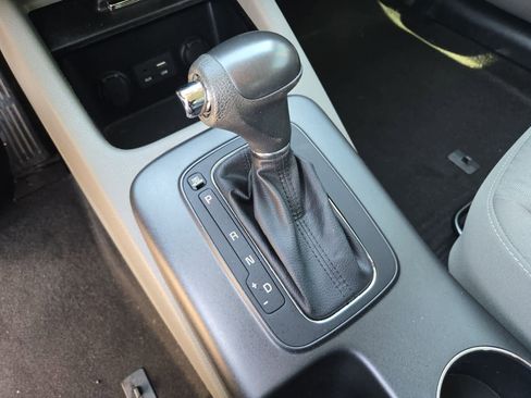 Used 2015 Kia Forte LX image 27