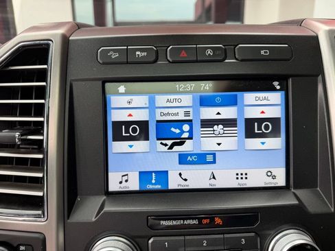 Used 2017 Ford F150 Platinum w/ Equipment Group 701A Luxury AWD/4WD image 25