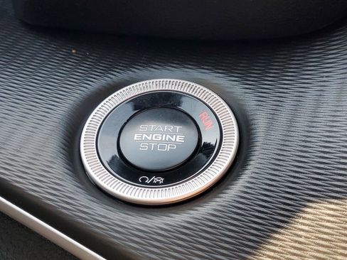Certified 2025 Jeep Grand Cherokee L Altitude AWD/4WD image 31