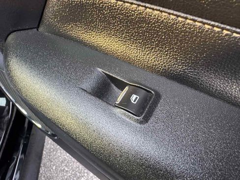 Used 2019 Ford Mustang Premium RWD image 30