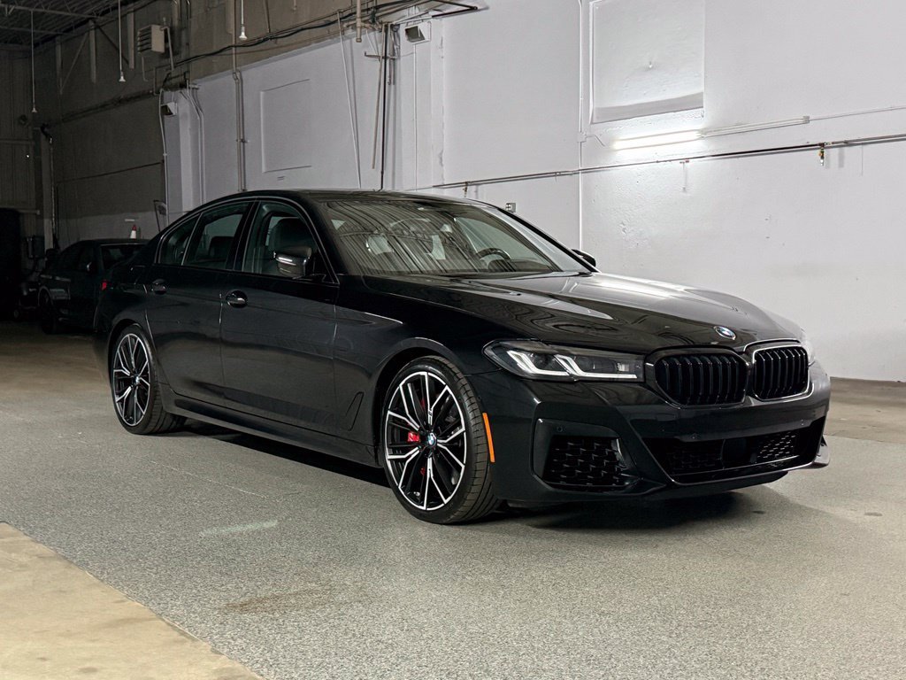 Used 2023 BMW M550i xDrive w/ Executive Package AWD/4WD image 4
