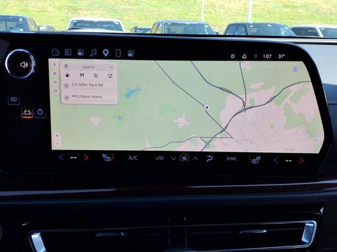 Used 2024 Chevrolet Traverse Z71 w/ LPO, Floor Liner Package image 18