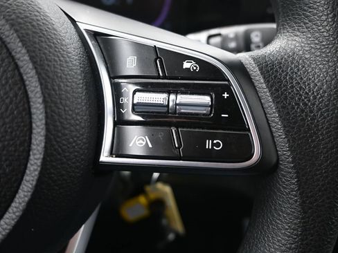 Certified 2024 Kia Seltos LX image 24