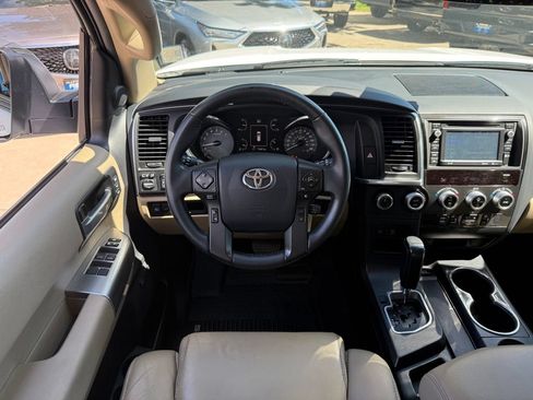 Used 2018 Toyota Sequoia Limited w/ Safety & Convenience Package AWD/4WD image 2