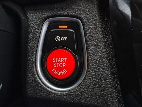 Used 2016 BMW 320i Sedan image 29