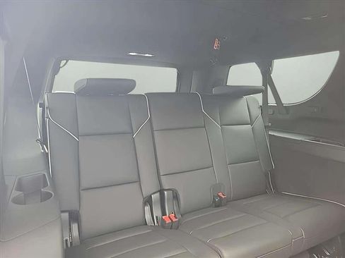Used 2025 Cadillac Escalade ESV Sport AWD/4WD image 25