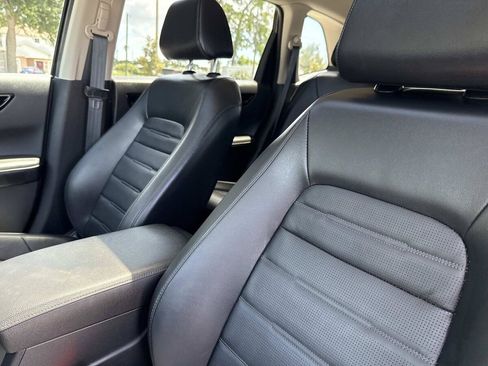 Used 2024 Honda CR-V EX-L image 20