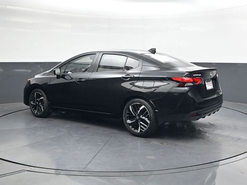 New 2025 Nissan Versa SR w/ Trunk Package image 7