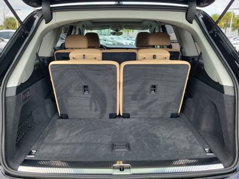 Certified 2025 Audi Q7 3.0T Premium Plus w/ Premium Plus Package image 8