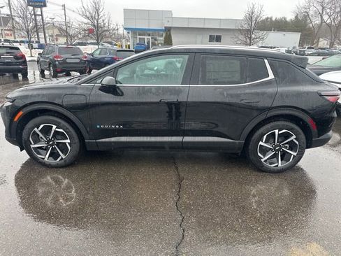 New 2026 Chevrolet Equinox EV LT AWD/4WD image 2