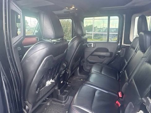 Used 2021 Jeep Wrangler Unlimited Rubicon AWD/4WD image 19