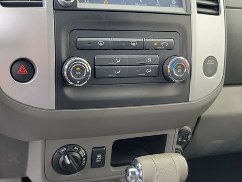Certified 2019 Nissan Frontier S image 27