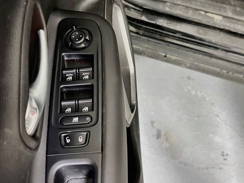 Used 2022 Jeep Renegade Latitude image 18