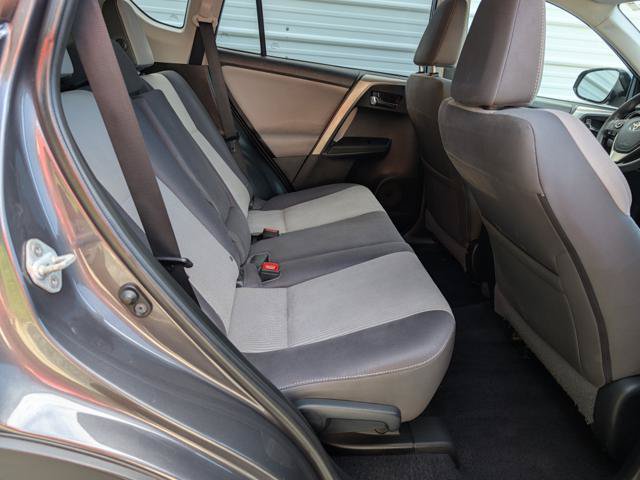 Used 2015 Toyota RAV4 XLE FWD image 19