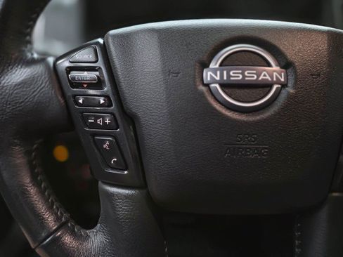 Used 2022 Nissan Frontier SV w/ SV Premium Package AWD/4WD image 21