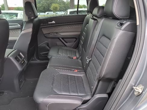 Used 2023 Volkswagen Atlas SEL Premium AWD/4WD image 21