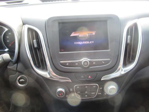 Certified 2022 Chevrolet Equinox LT AWD/4WD image 11