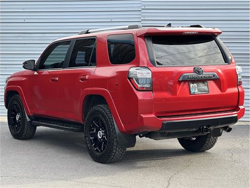 Used 2016 Toyota 4Runner Trail Premium image 12
