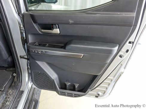 Used 2024 Toyota Tacoma TRD Sport w/ TRD Sport Premium Package AWD/4WD image 24