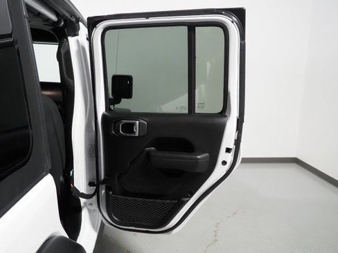 Used 2023 Jeep Wrangler Willys image 45