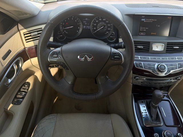 Used 2011 INFINITI M37 w/ Premium Pkg RWD image 15