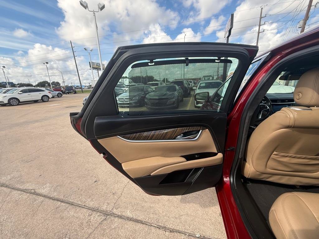 Used 2019 Cadillac XTS Vsport Platinum AWD/4WD image 17