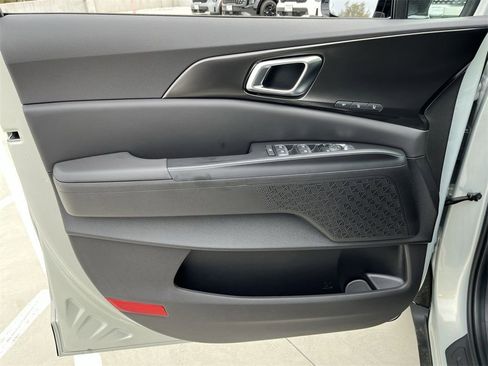 New 2026 Kia Carnival SX image 23