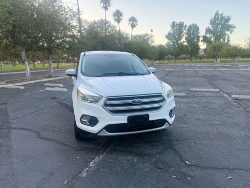 Used 2017 Ford Escape SE FWD image 34