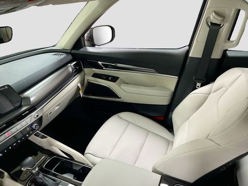 New 2025 Kia Telluride S image 25