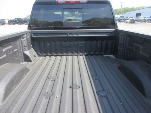 New 2026 GMC Sierra 2500 AT4 AWD/4WD image 6