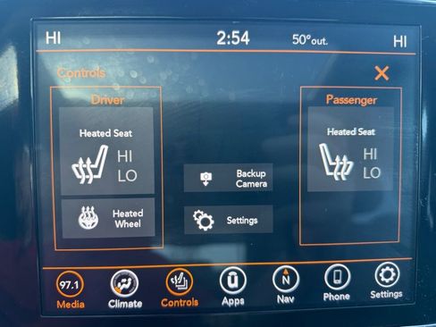 Used 2021 Jeep Grand Cherokee Limited image 29