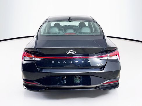 Used 2022 Hyundai Elantra Limited FWD image 32