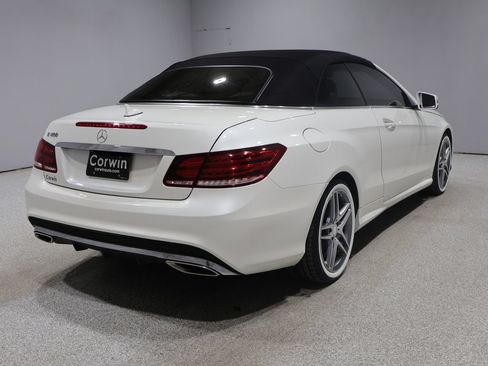 Used 2017 Mercedes-Benz E 400 Cabriolet image 2