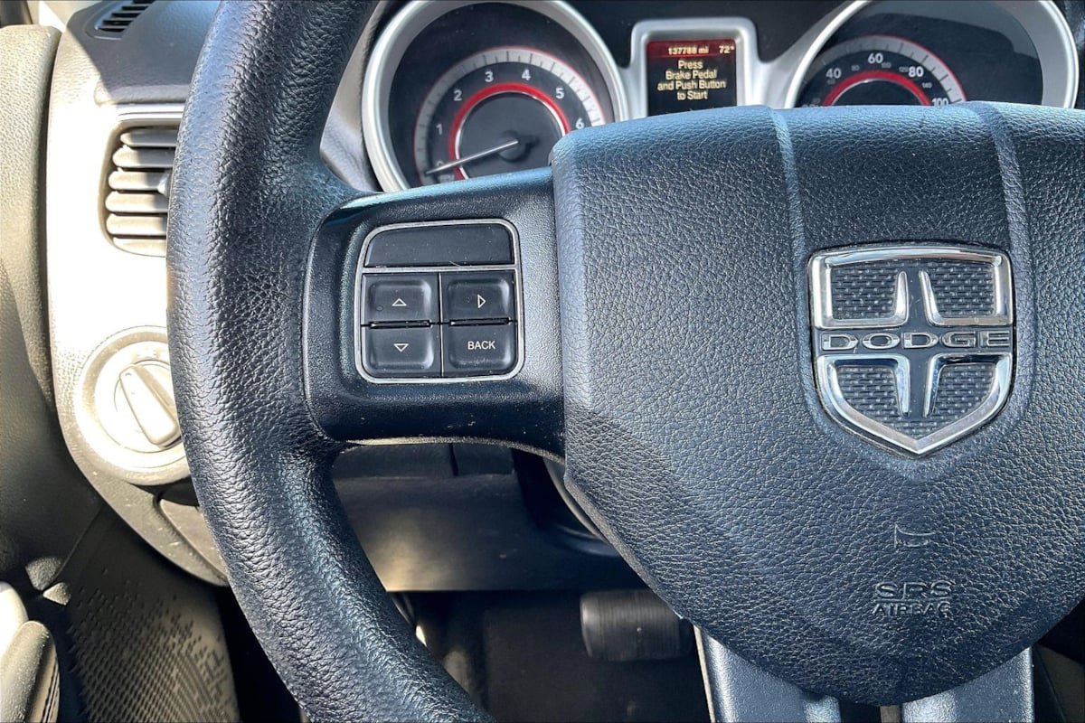 Used 2017 Dodge Journey SXT FWD image 17