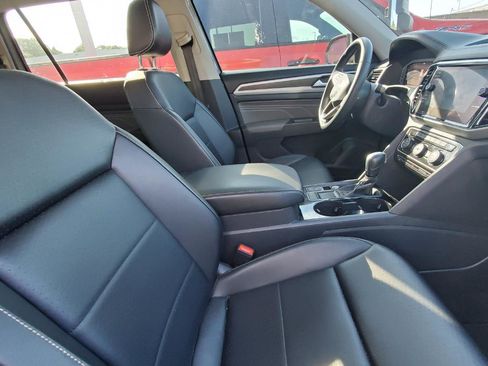 Used 2022 Volkswagen Atlas SE FWD image 4