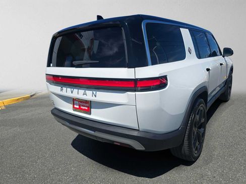 Used 2024 Rivian R1S Adventure Quad AWD/4WD image 3