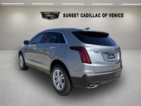 New 2025 Cadillac XT5 Luxury image 6