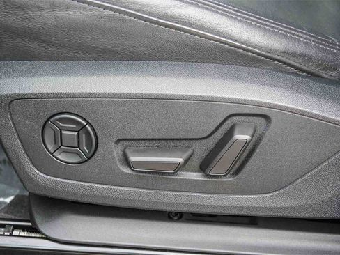 Used 2021 Audi Q3 2.0T Premium w/ Convenience Package image 20