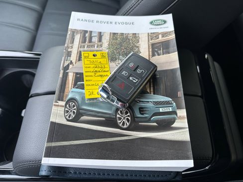 Used 2023 Land Rover Range Rover Evoque R-Dynamic S image 30