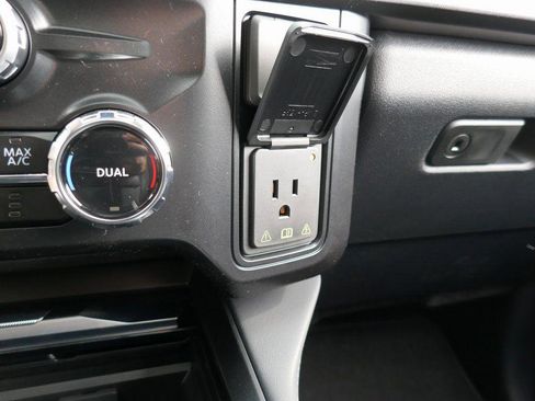 New 2026 Ford F250 Platinum image 26