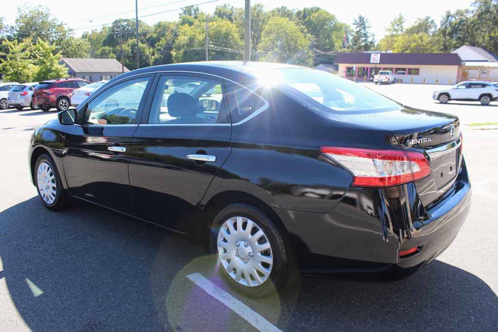 Used 2013 Nissan Sentra S FWD image 11