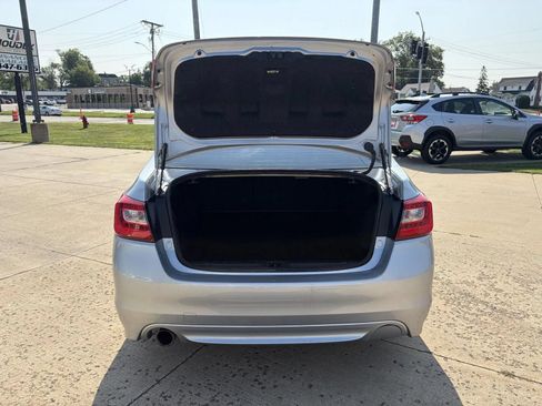 Used 2015 Subaru Legacy 2.5i Limited AWD/4WD image 27