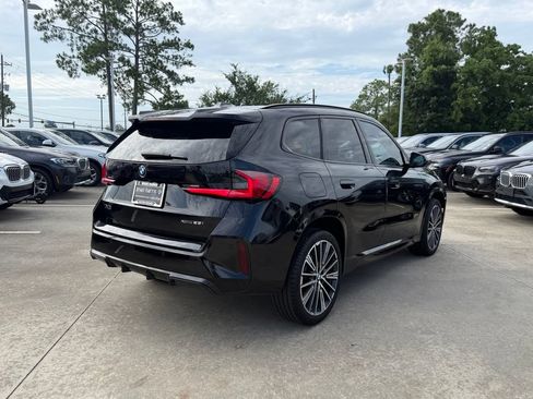 Certified 2024 BMW X1 xDrive28i w/ Technology Package AWD/4WD image 3