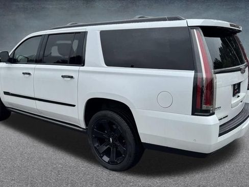 Used 2018 Cadillac Escalade ESV Premium Luxury AWD/4WD image 6