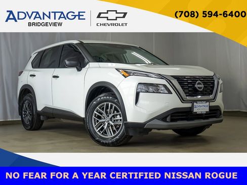 Used 2023 Nissan Rogue S image 1