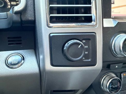 Used 2015 Ford F150 Lariat w/ Equipment Group 502A Luxury image 15