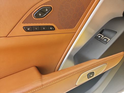 Used 2014 Chevrolet Corvette 3LT w/ 3LT Preferred Equipment Group image 16