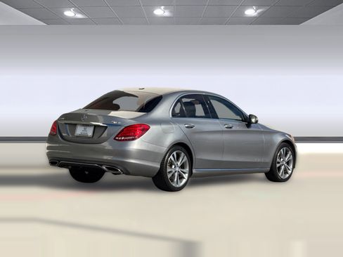 Used 2015 Mercedes-Benz C 300 4MATIC Sedan image 9